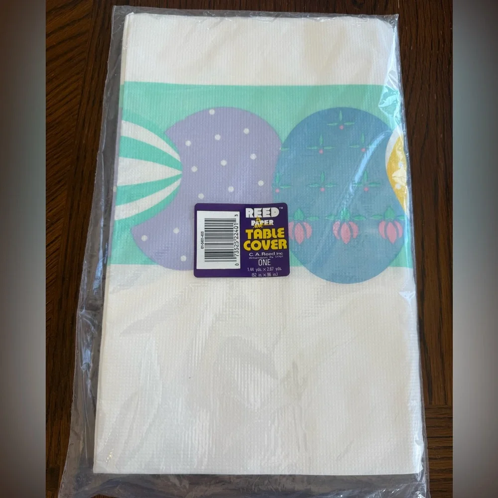 Vintage CA Reed Paper Plastic Table Covers lot‎ of 5 Easter Bunny Egg Basket